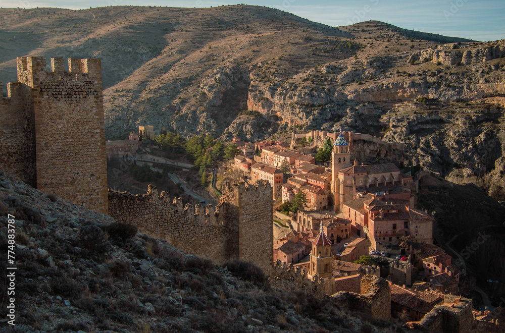 Obraz premium Albarracín, in Teruel, Spain, the most beautiful village in Spain, with its charming medieval architecture and stunning natural surroundings.