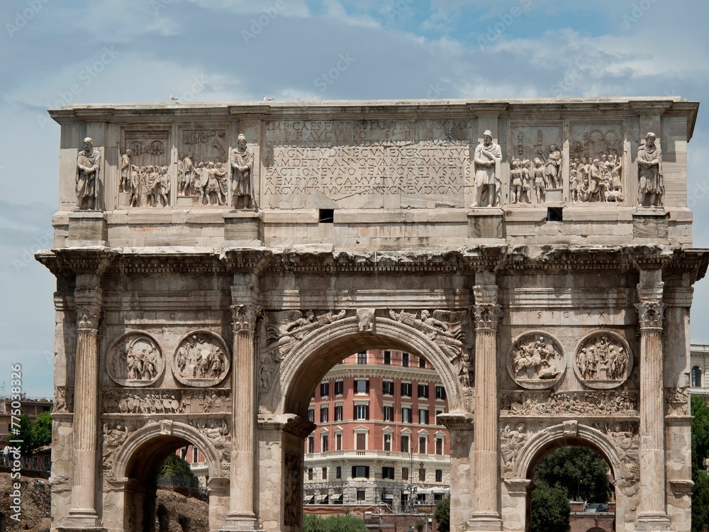 Obraz premium Exterior of the Arch of Constantine Historical landmark in Rome, Italy
