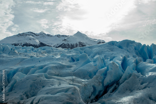 Luz y Sombra en la Tierra de Hielo: Fotografías de la Patagonia