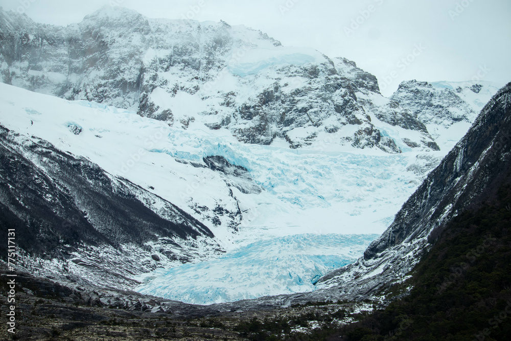 Testigos del Pasado: Glaciares que Guardan Historias