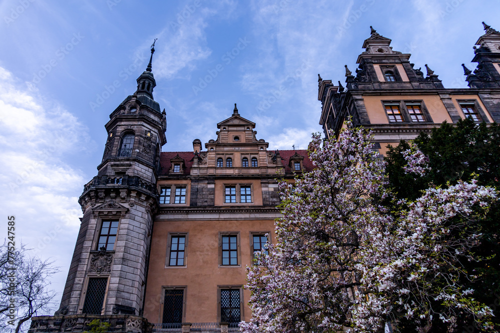 A short evening stroll through the beautiful historic city centre of Dresden - Saxony - Germany 