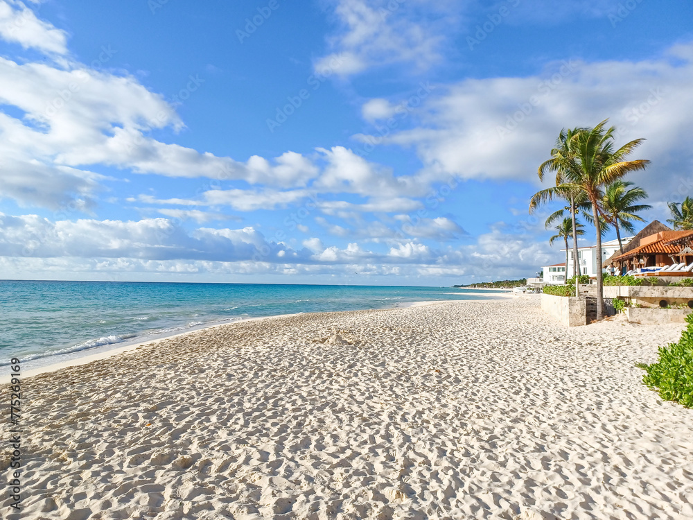 Playa del Car beach view