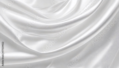 Biały naturalny jedwab, tekstura, tło, miejsce na tekst do projektu © anettastar