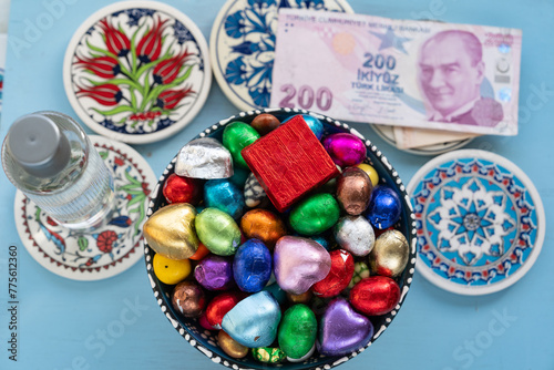 Holiday Allowance with Colored Candy and Chocolate (Bayram Harçlığı ile Renkli Çikolata ve Şekerler), Ramadan Kareem Concept Photo, Üsküdar Istanbul, Türkiye (Turkey)