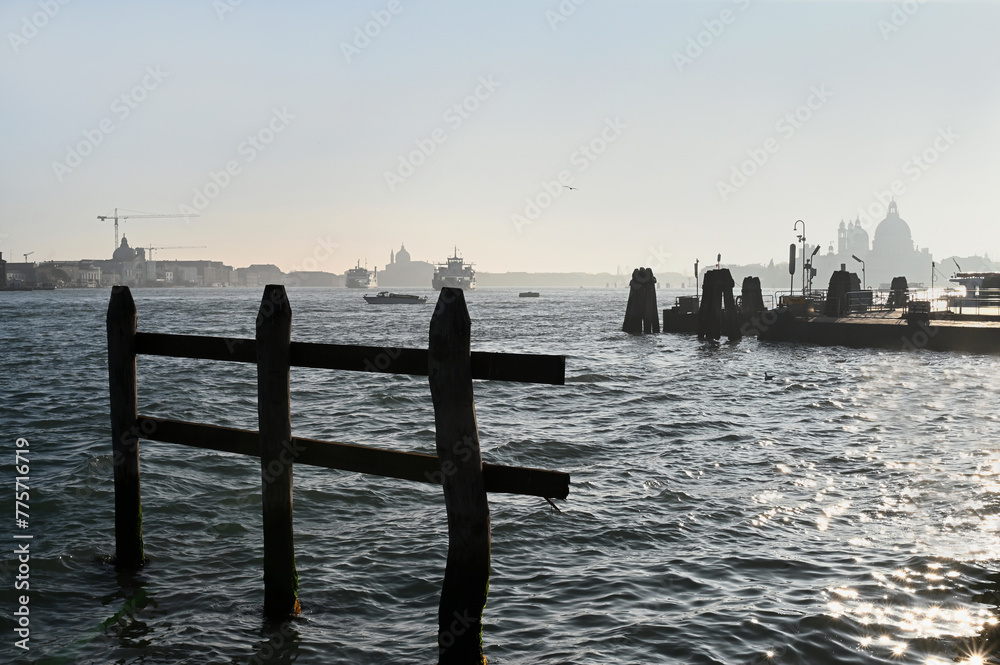 Paysage de Venise avec vue sur la lagune en fin de journée