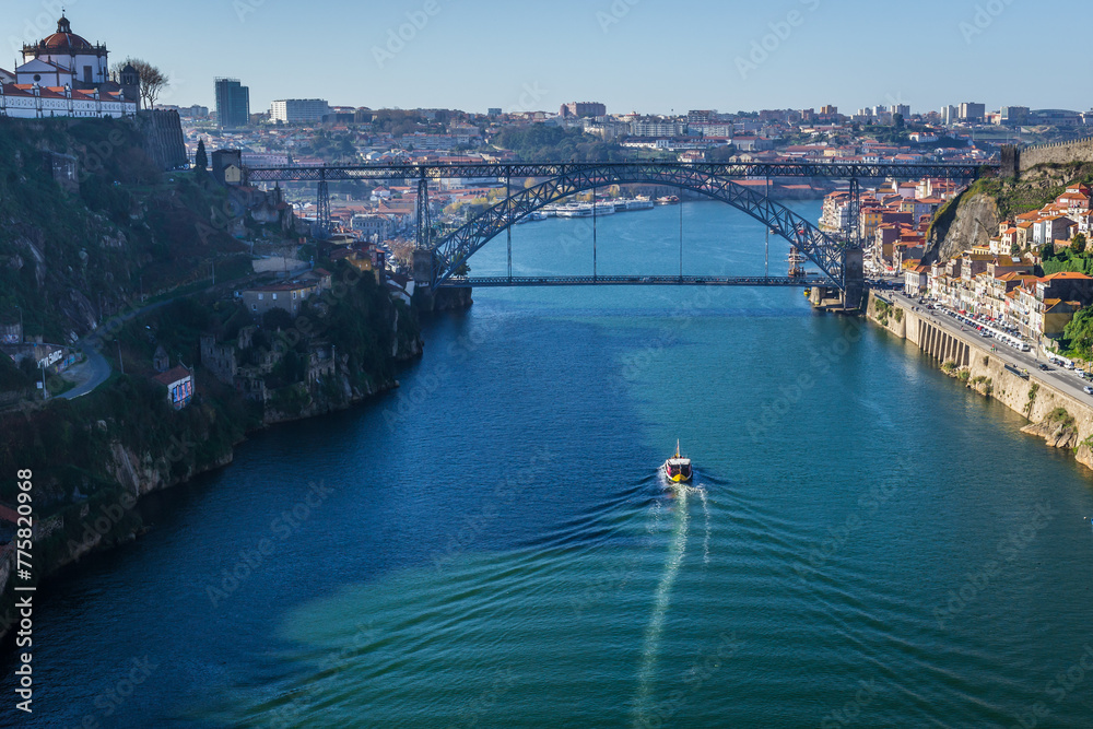 View from Infante D. Henrique Bridge Douro River i Porto, Portugal