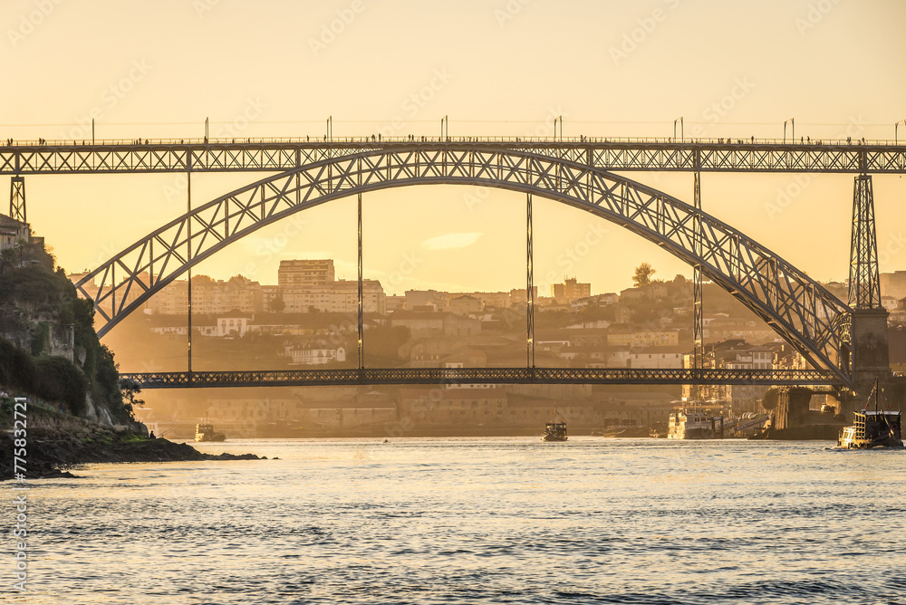 Famous Dom Luis I Bridge over Douro River between Porto and Vila Nova de Gaia cities, Portugal