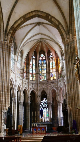Intérieur de la basilique d'Evron dans la Mayenne France Europe