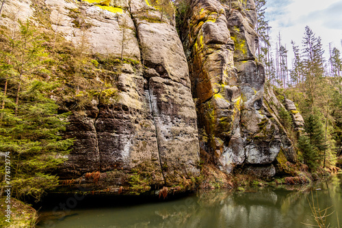 Eine frühlingshafte Wandertour durch das Kirnitzschtal in der Sächsische Schweiz - Sachsen - Deutschland photo