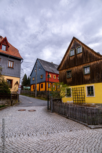 Eine frühlingshafte Wandertour durch das Kirnitzschtal in der Sächsische Schweiz - Sachsen - Deutschland photo