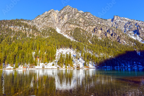 Der Heiterwanger See im Bezirk Reutte, Tirol (Österreich) photo