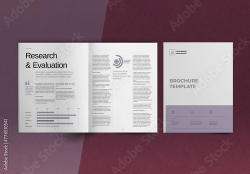 Business Brochure Layout (ID: 776510541)