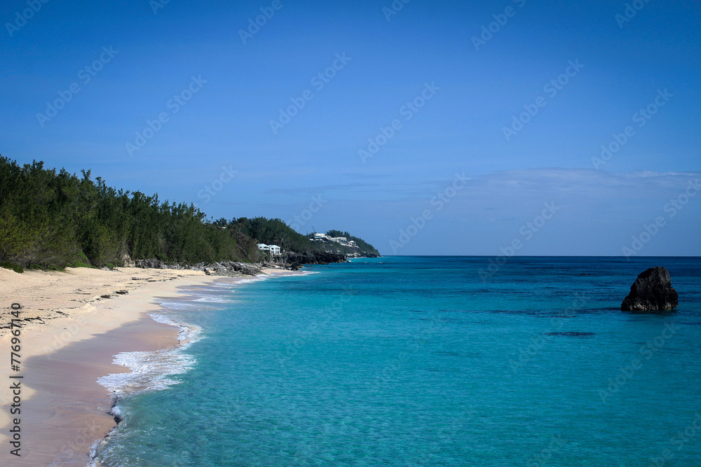 Fototapeta premium Marley beach scenic view, sunny noon, Bermuda