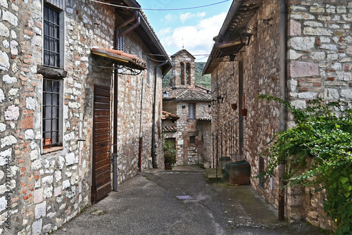 Corciano  vicoli  strade  case del vecchio borgo - Perugia  Umbria