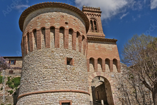 Corciano, le antiche mura e Porte del vecchio borgo - Perugia, Umbria