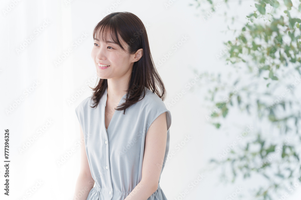 笑顔のミドル女性 笑顔のミドル女性