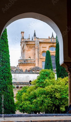 Puerta de acceso a la Mezquita-Catedral de Córdoba (Andalucía-España)