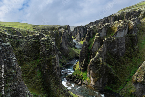Fjaðrárgljúfur Canyon, markante Schlucht in island