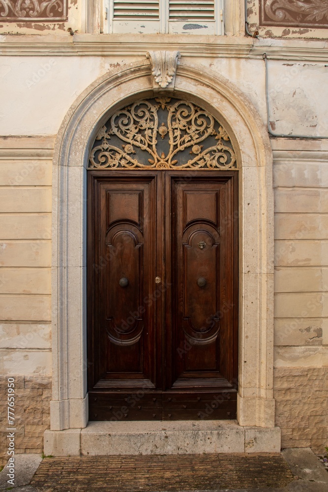 Portone - Porta presso Arpino - Frosinone - Lazio - Italia Portone - Porta presso Arpino - Frosinone - Lazio - Italia