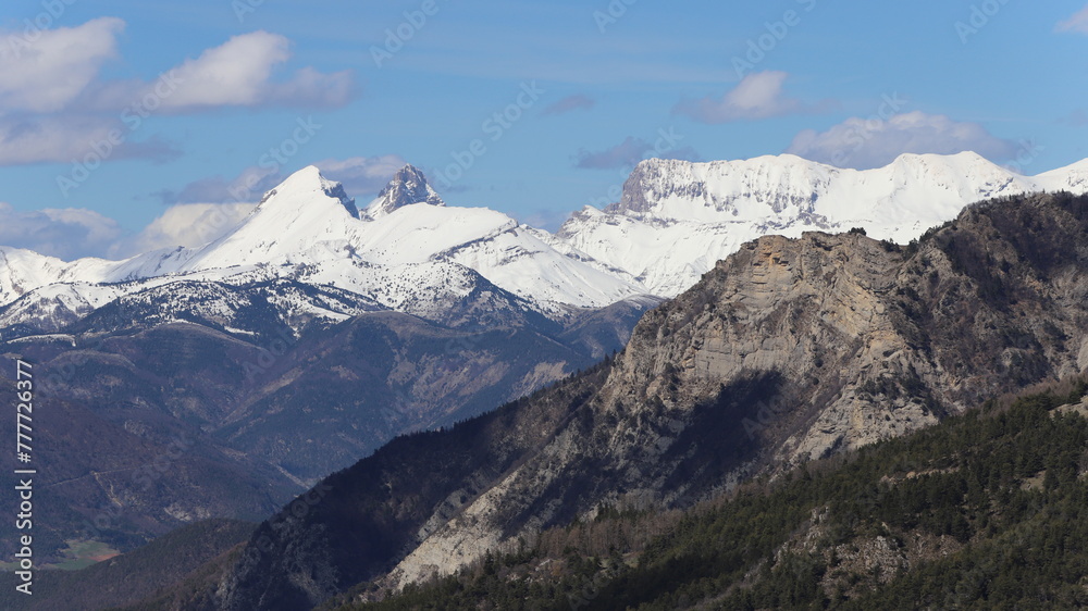 Le Dévoluy vue de la petite Ceüze, Hautes Alpes
