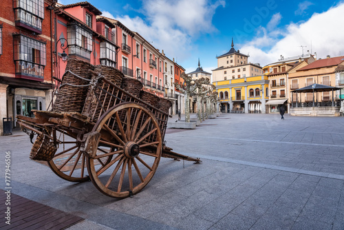 An old wooden cart that was used in the countryside in the town of Aranda de Duero, Burgos.