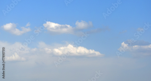 Fototapeta Naklejka Na Ścianę i Meble -  blue sky background with clouds, Beautiful white cloud on blue sky background, cloud closeup