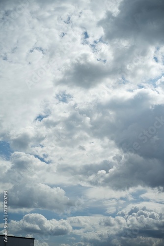 Fototapeta Naklejka Na Ścianę i Meble -  overcast sky.
clouds in the sky.
beautiful sky
