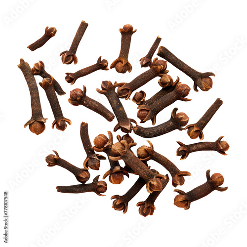 Cloves of various shapes and sizes