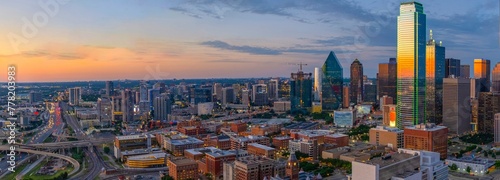 Evening Glow: Captivating 4K Ultra HD Picture of Dallas, Texas Skyline at Dusk