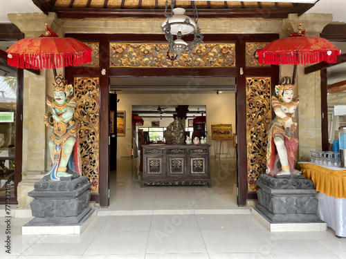 Restaurant entrance with Balinese statues