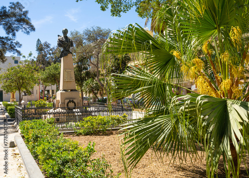 The Maglio gardens in Valletta, Malta photo