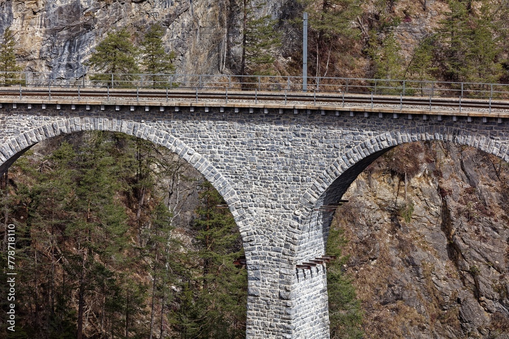 Detail views of Landwasser Viaduct
