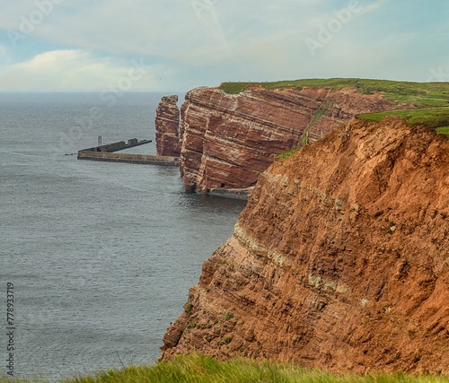 Obraz na płótnie die Felsenklippen auf Helgoland w salonie