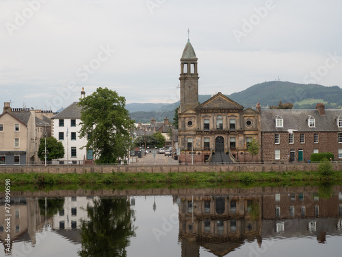 Skyline de Inverness, Highlands, Escocia, Reino Unido photo