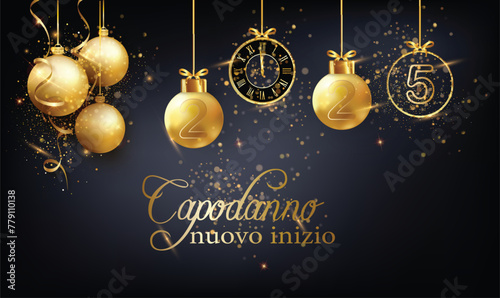 biglietto o striscione per augurare un nuovo inizio per il nuovo anno 2025 in oro su sfondo nero con glitter e palline di Natale pendenti color oro e orologio photo