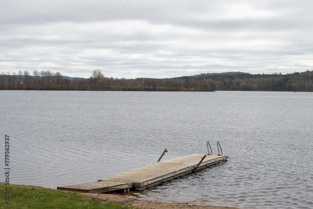 Obraz premium bathing platform at lake
