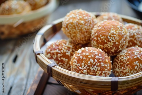 Deep fried sesame ball filled with green bean paste