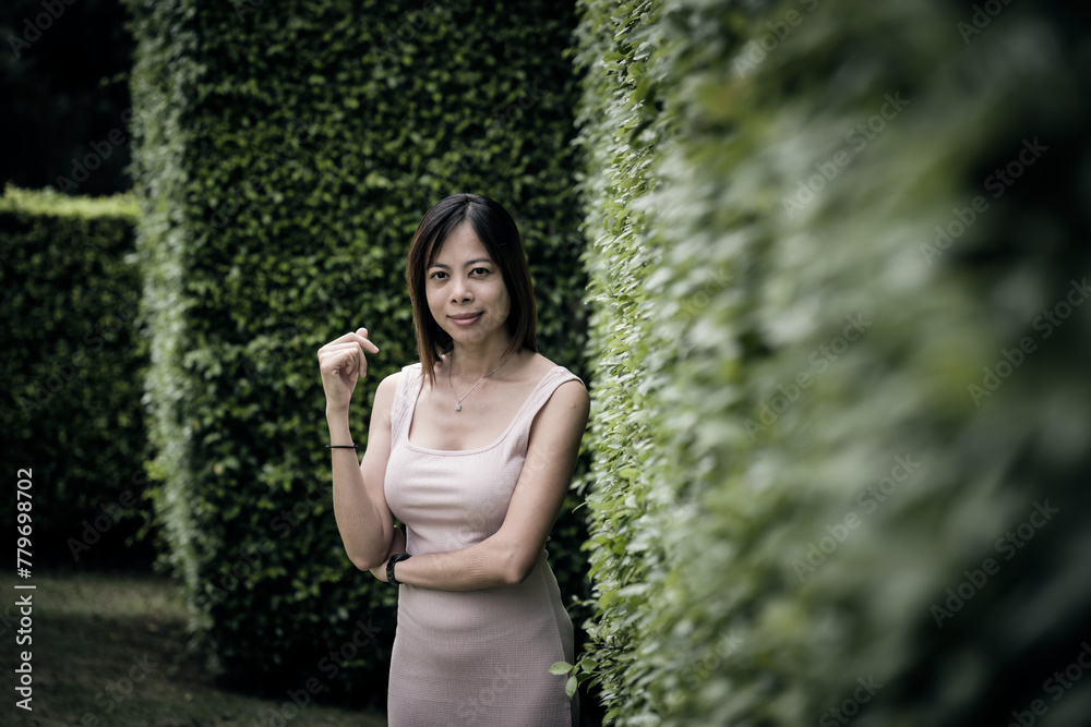 Naklejka premium woman in the park
