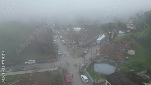 Vila Paranapiacaba Casas Inglesas Arquitetura Neblina Névoa Nuvens Casas Ruas Estação Ferroviária História Patrimônio Turismo Atmosférico Encantador São Paulo Enigmático Misterioso Paisagem Brasil