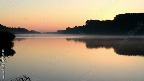 Sonnenaufgang am Nord-Ostsee-Kanal  photo