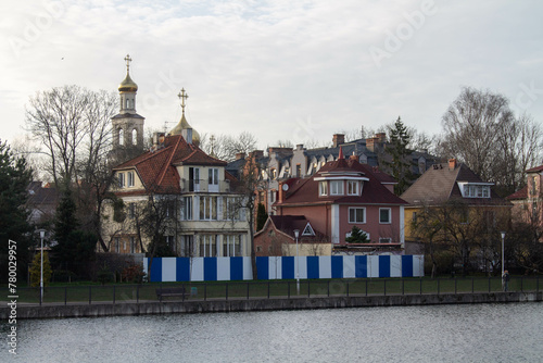 beautiful historic mansions on the lake photo