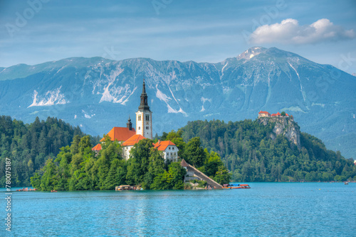 Assumption of Maria church and Bled Castle at lake Bled in Slove © dudlajzov