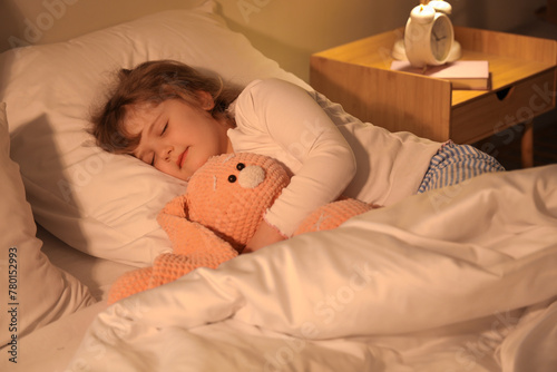 Adorable little girl with p...