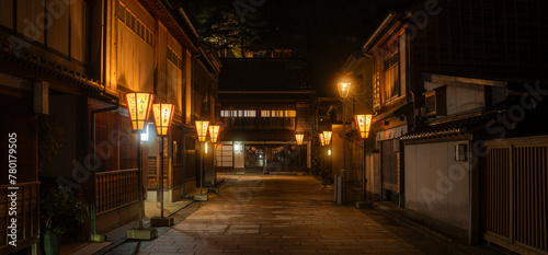 金沢のひがし茶屋街のパノラマ夜景