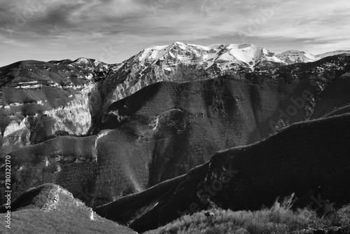 Ultime Nevi sulla Maiella - Abruzzo photo