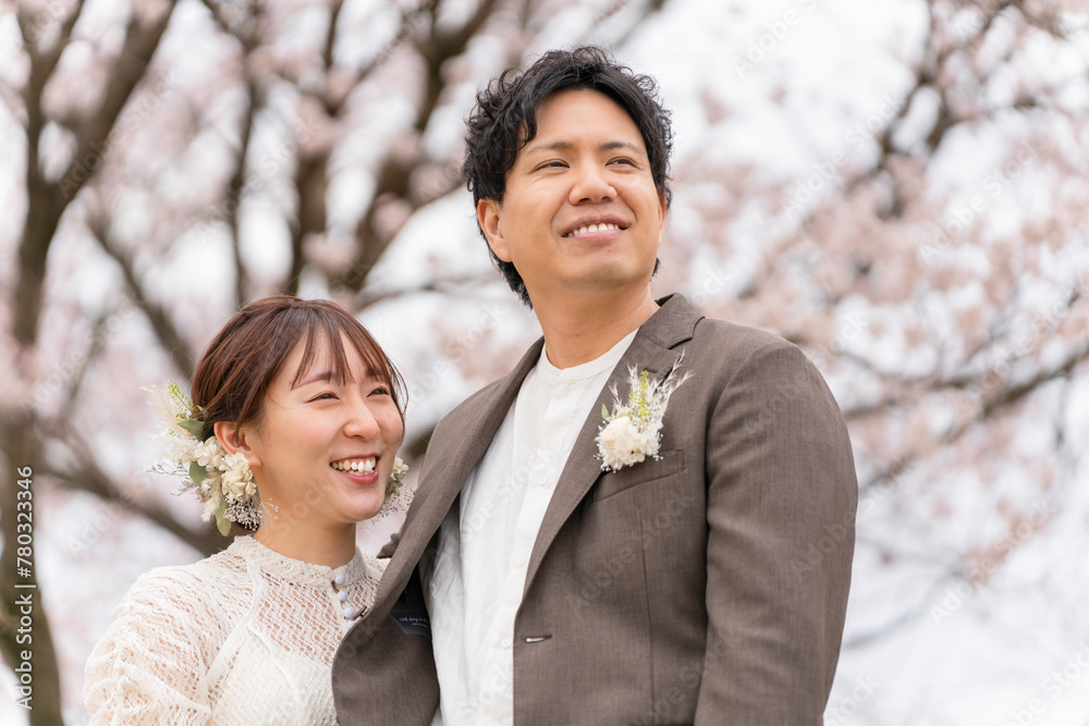 桜の咲く春の日のカジュアルウエディング 桜の咲く春の日のカジュアルウエディング