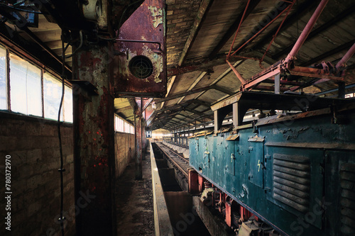 Fabrik - Industrie - Verlassener Ort - Beatiful Decay - Verlassener Ort - Urbex / Urbexing - Lost Place - Artwork - Creepy