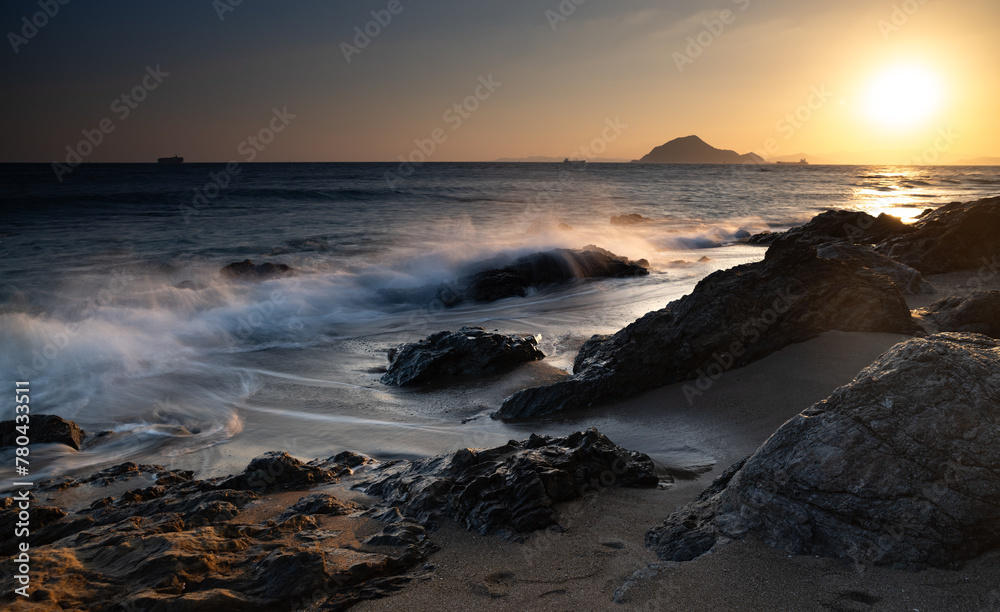 夕暮れの美しい海岸の風景 夕暮れの美しい海岸の風景