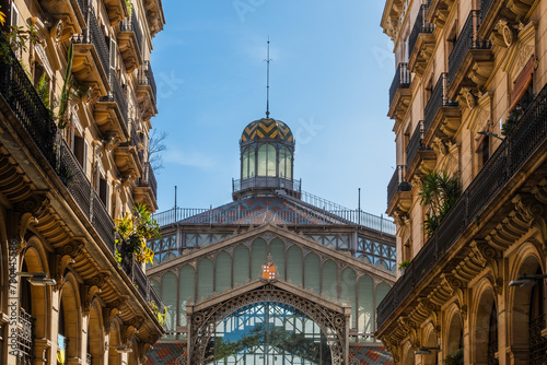 Der ehemalige Markt im Stadteil El Born. Der Markt beherbergt jetzt ein Museum, Barcelona, Spanien photo