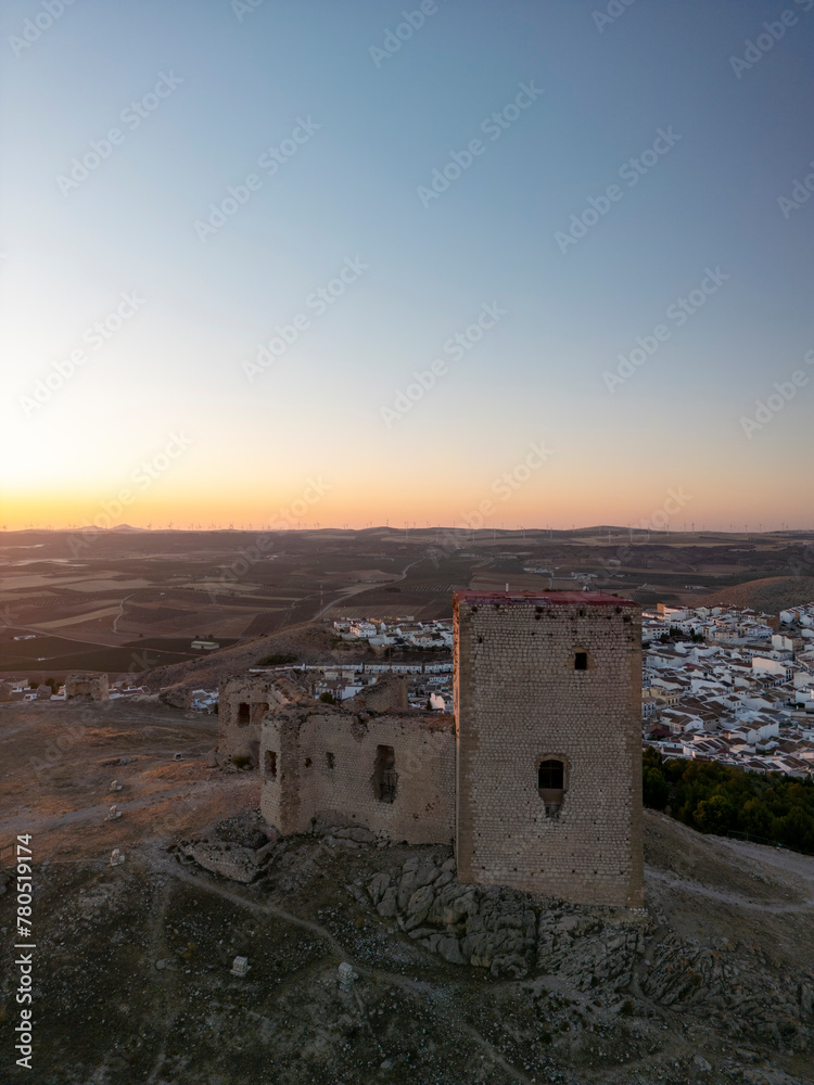 castillo de la estrella en el municipio de Teba visto desde un dron al atardecer, Andalucía	